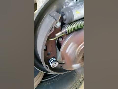 Bad scion xb rear wheel bearing - YouTube