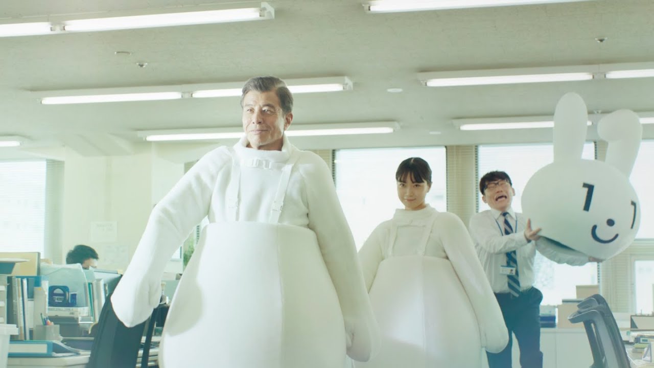 舘ひろしがかっこいい 若い頃と現在の違いは やっぱりモテる 女性が映えるエンタメ ライフマガジン