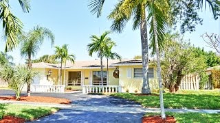 Property for sale - 2105 NE 62nd St, Fort Lauderdale, FL 33308