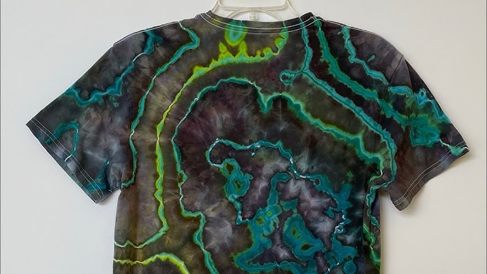 How To Tie Dye: Two Color Spiral With A Black Back 