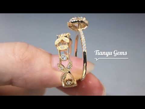 vintage-designs-solid-gold-bling-bling-1-carat-diamond-moissanite-halo-engagement-ring-sets