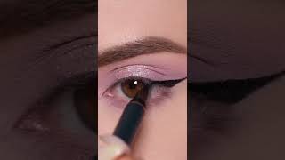 Sirf 5 Min me Peach Glitter Glam 😍✨ | Easy Wing Eyeliner Trick #shorts #youtubeshorts #viralshorts