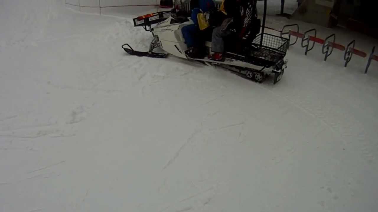 Kleine Pistenrettung an der Piste 7 unterhalb vom Sennigrat