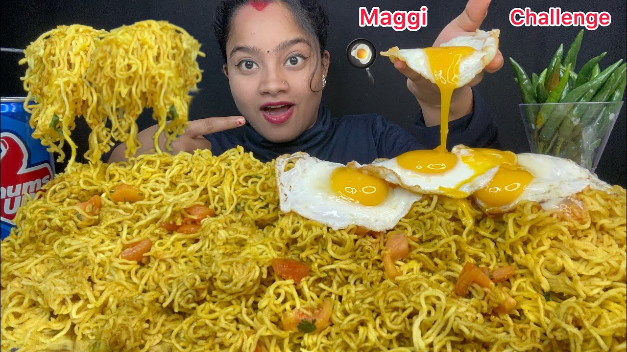 MASALA MAGGI CHALLENGE 😋 SUNNY SIDE UP EGG 🍳 WITH LOTS OF CHILLIES 🌶️ BIG BITES, MUKBANG ASMR 🔥