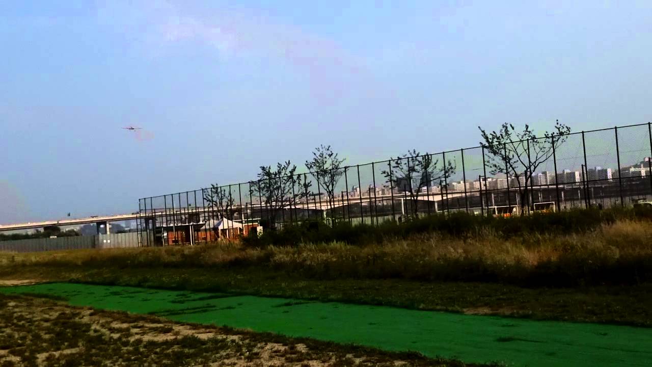 Hangar 9 Saratoga 40, Vid 2 of 2 YouTube