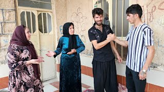 🏠🤔😱 Reza and Maryam's serious conversation with Reza's mother about buying land
