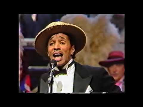 Kid Creole and the Coconuts Perform on the Johnny Carson Show