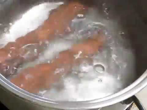 Como Ferva Hot Dogs at Home