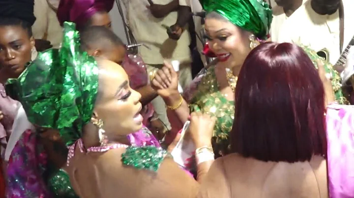 MONEY SPEAKING: IYABO OJO LAVISH MONEY ON HER FRIEND FAREEDAH ABDULKABIR AT HER WEDDING CEREMONY