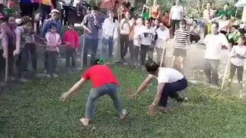 Không thể nhịn cười với trò bịt mắt bắt vịt của đồng bào dân tộc Tày || Giao lưu cùng đông bào