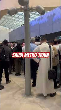 Siksikan sa train station