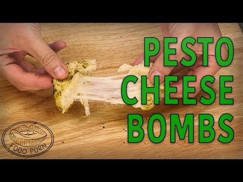 these-snacks-are-everything:-pillsbury-biscuit-pesto-cheese-bombs-#foodporn