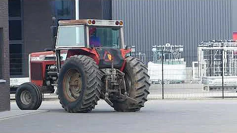 Massey-Ferguson 2805 for sale at VDI auctions
