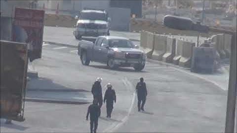 Bahrain : First Day Of (Nimr Strike) Protesters Clash With Riot Police in Nuwaidrat