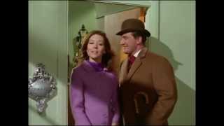 Epic : The Avengers 5x11 (1967) - "Mrs Peel, We're Needed!" scene