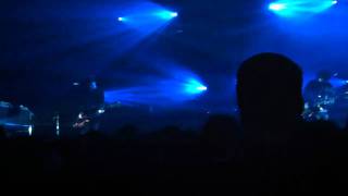 Black Rebel Motorcycle Club - Open Invitation (Live @ Elysée Montmartre 01/12/10)