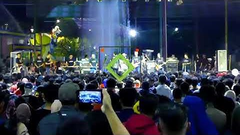 Biarkan Aku Menangis GERY MAHESA