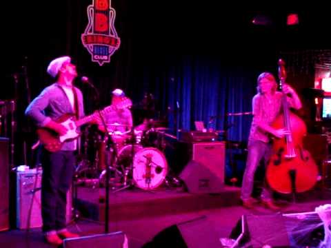 Eric Lindell "Lucky Man" Live @ BB King's West Pal...