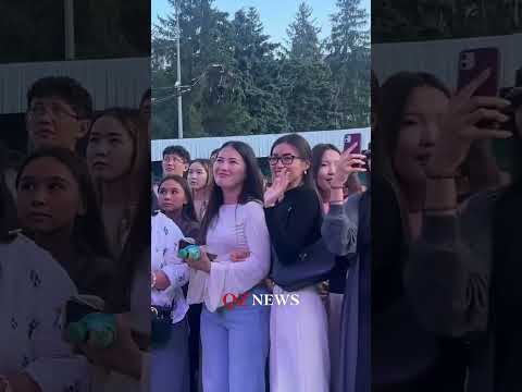 Kozybayev University отметил вручение дипломов грандиозный концерт с участием звёзд