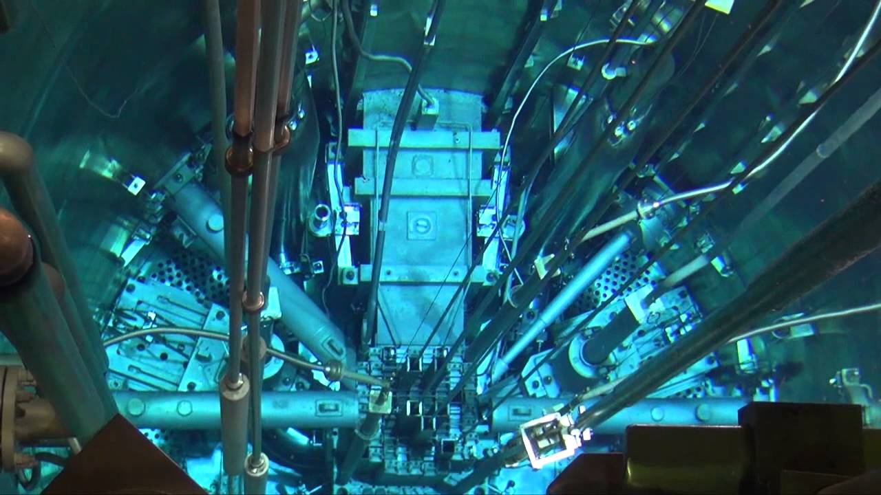 El Reactor Rp 10 Peru 25 Aniversario Del Centro Nuclear De