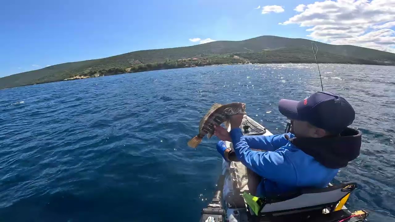 Ψάρεμα Καλαμαριών Στο Νησί Τρίκερι. Σφυρίδα έφτυσε Κολοχτυπα!!