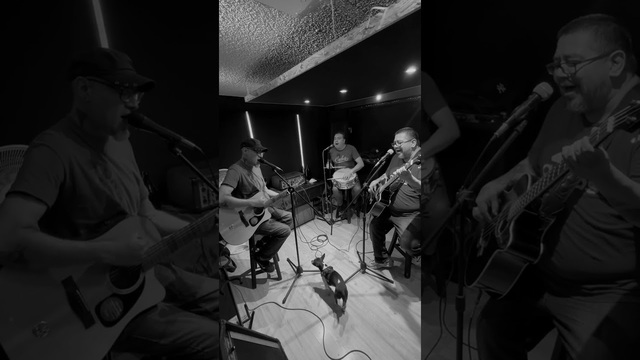 Ed - Continuar (Ensayo acústico) auf YouTube ansehen Ed - Continuar (Ensayo acústico) auf YouTube ansehen