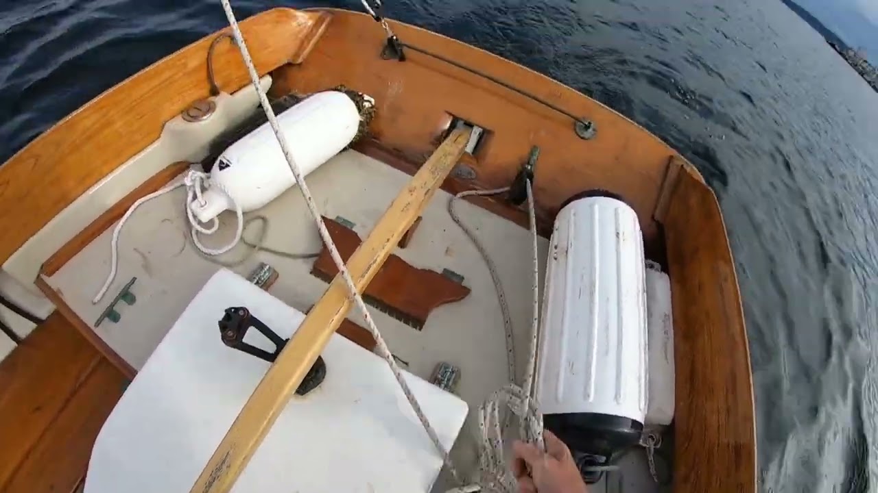 ⁣Ratchamatic Reeved Wrong - Mainsheet Correction - 1981 Golden Era Petrel