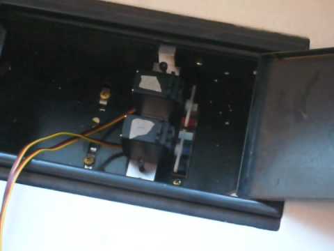 วีดีโอ: Arduino HVAC Servo Thermostat/Controller: 5 ขั้นตอน (พร้อมรูปภาพ)