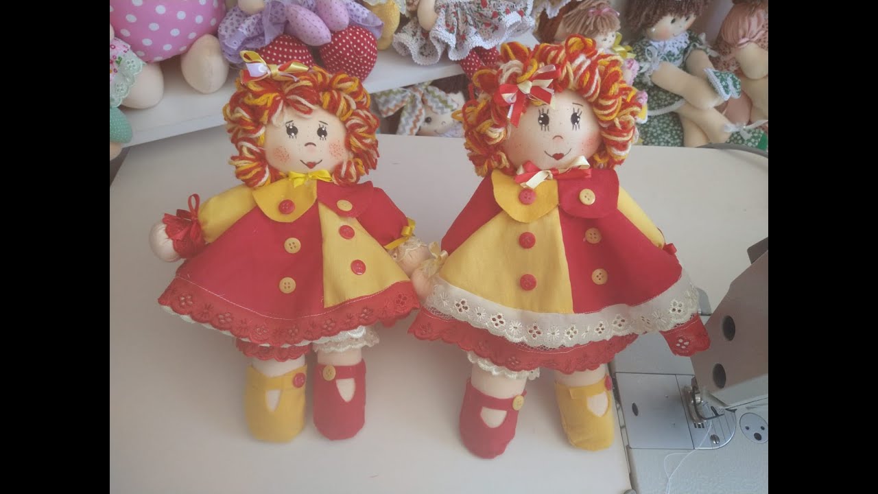 ideia perfeita pra fazer boneca Emília sem corpinho.