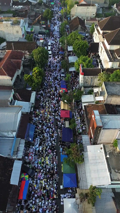 Haul Solo 2025 is quiet, but the 2 KM radius is a sea of people.. #haulsolo #haulhabibalialhabsyi