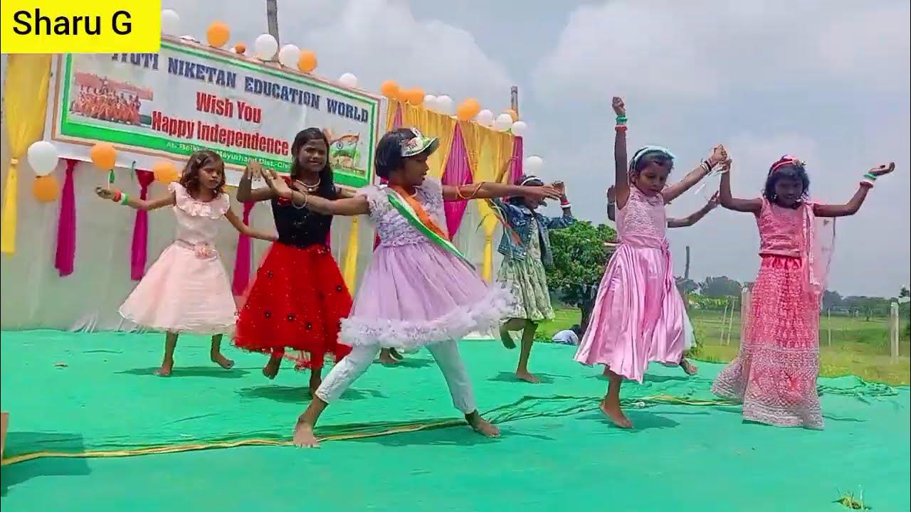 Suno Gaur Se Duniya Walo Dance Performance Video Download Suno gaur se duniya walo | School dance performance by little students