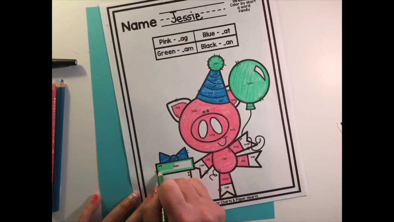 Teaching Short Vowels - Kindergarten Literacy Centers - YouTube