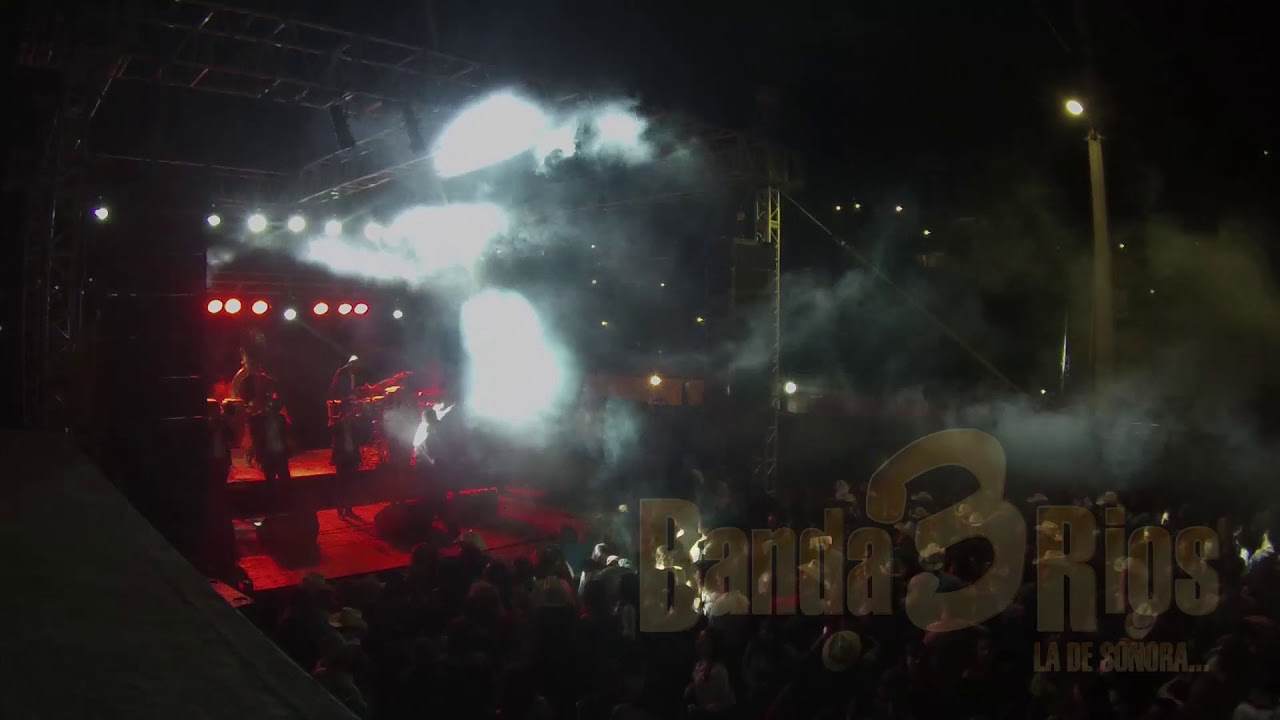 Arriba Pichataro - Banda 3 Rios- (live) Nacozari Sonora México - YouTube