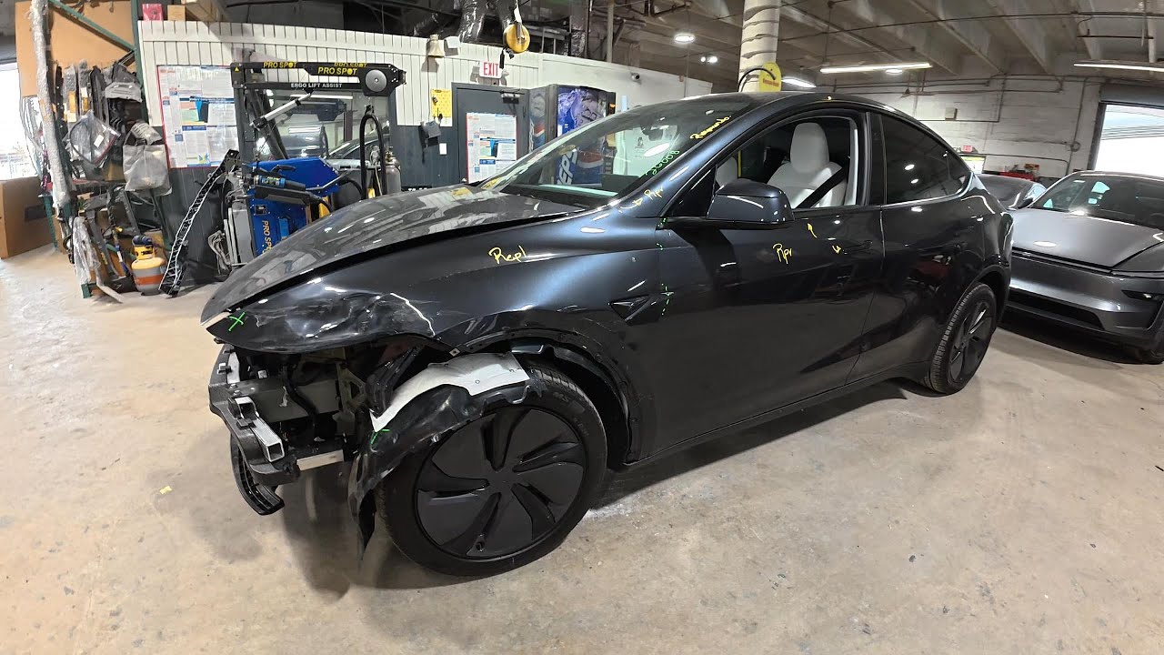 Tesla Modelo Y 2026 | Reconstrucción completa