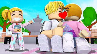 Roblox | Molly Goes On A Date!