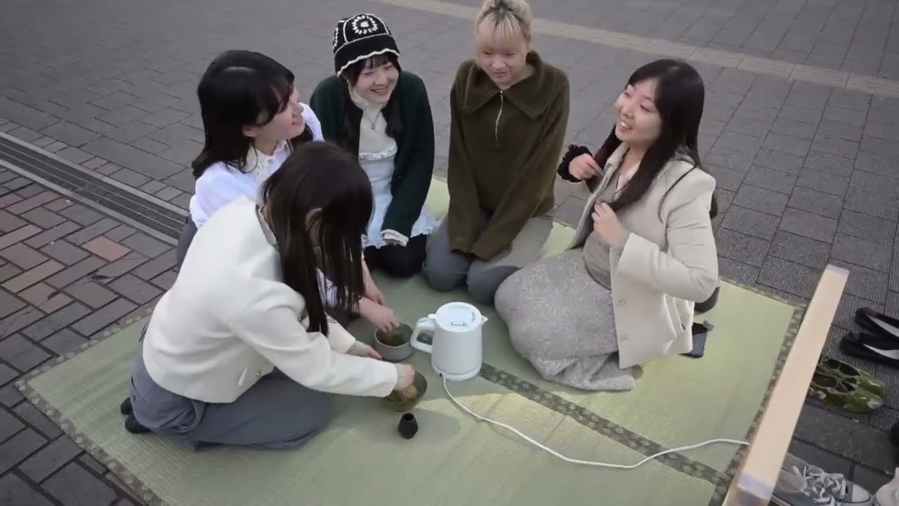 どこ間でも茶室 - YouTube