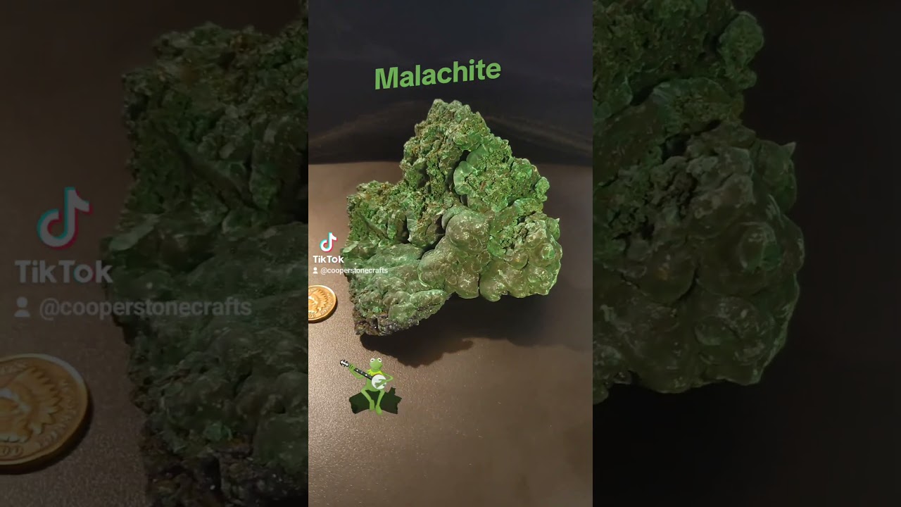 Malachite Specimen piece. Natural and unpolished.