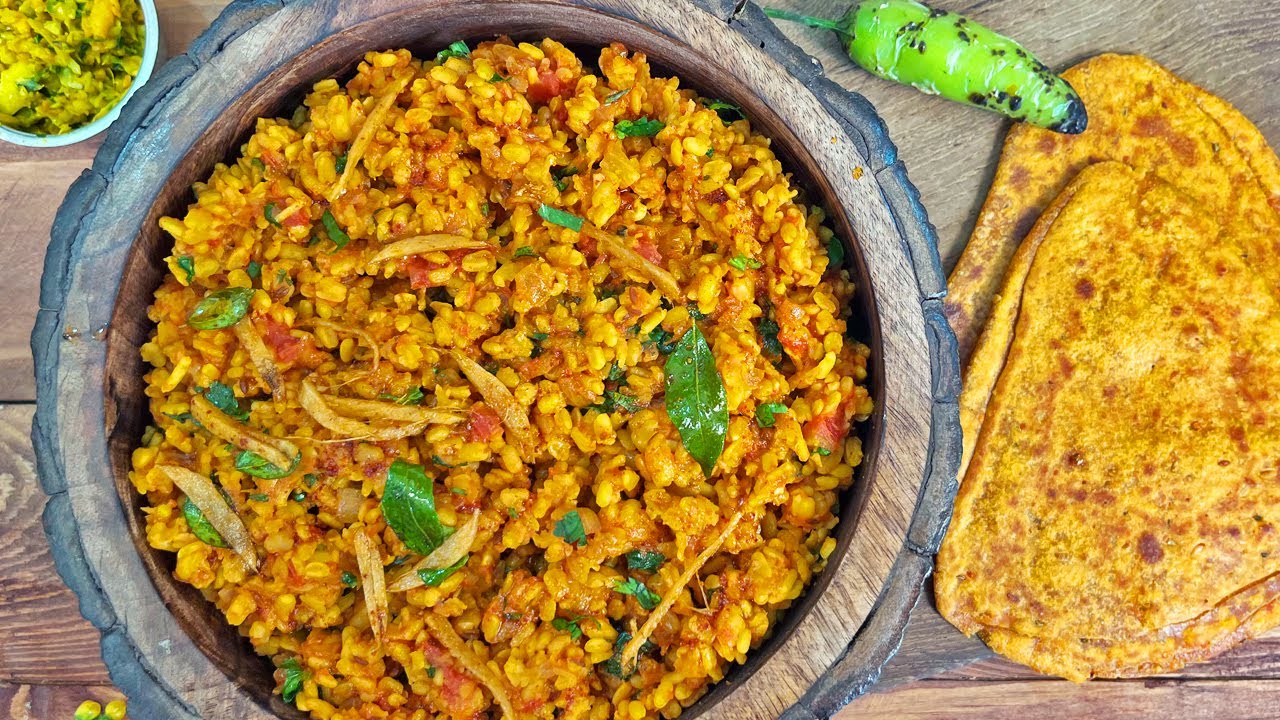 मूंगदाल की सब्जी और पराठा जबभी में इसतरह बनाता हु, कम ही पड़ती हे | Moong Dal Sabji & Achari Paratha