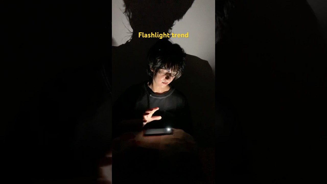 Flashlight Trend ⚡️