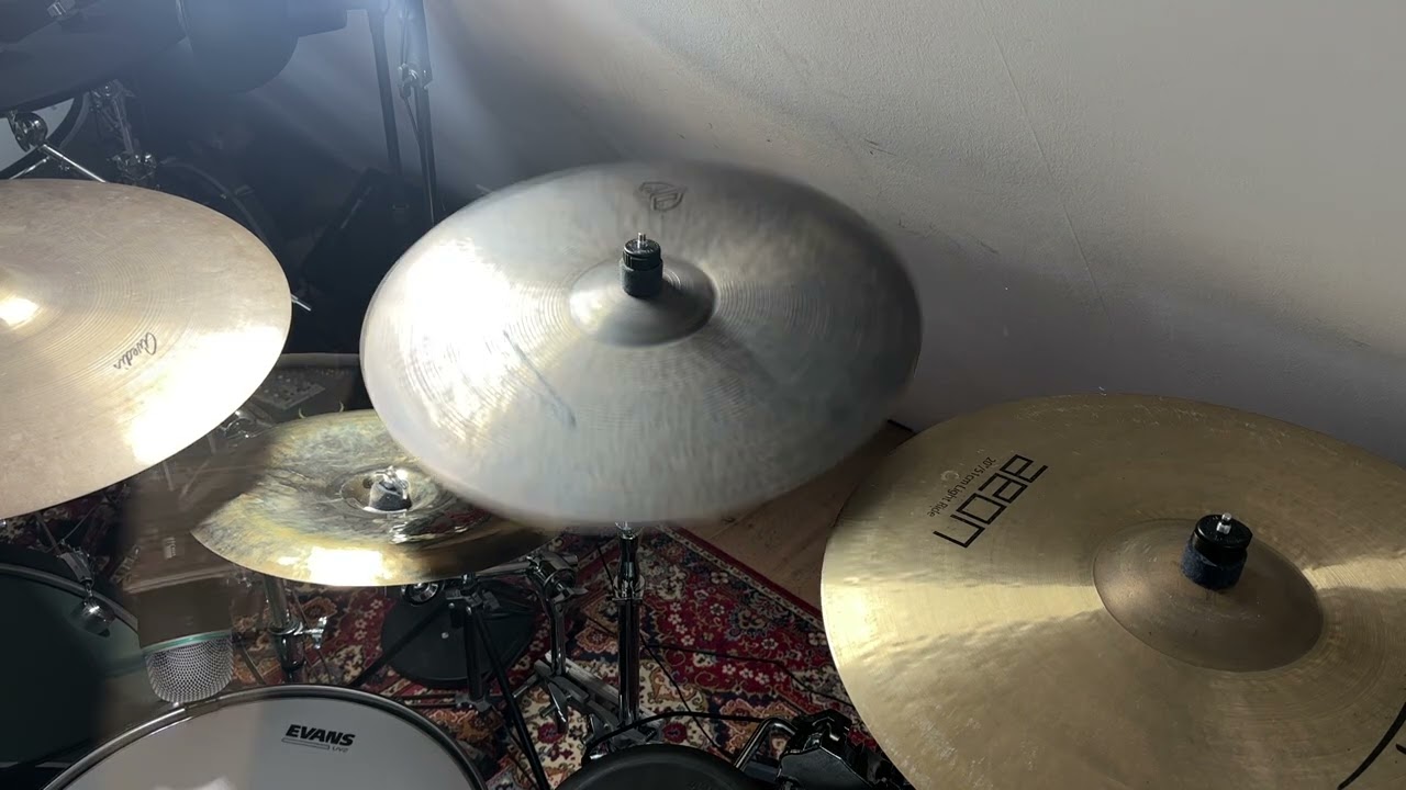 Zultan 19“ Dark Matter Crash