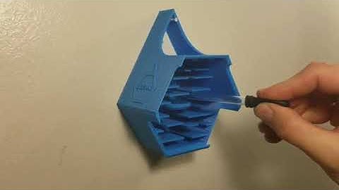 BEEMO - Sustainable 3D-printed honey bee rest stop hotel/motel