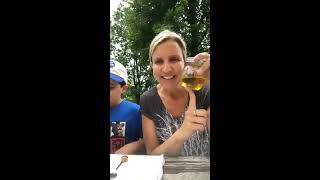 Huile À Mage De Soin Des Seins.