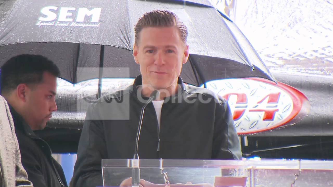 file singer bryan adams
