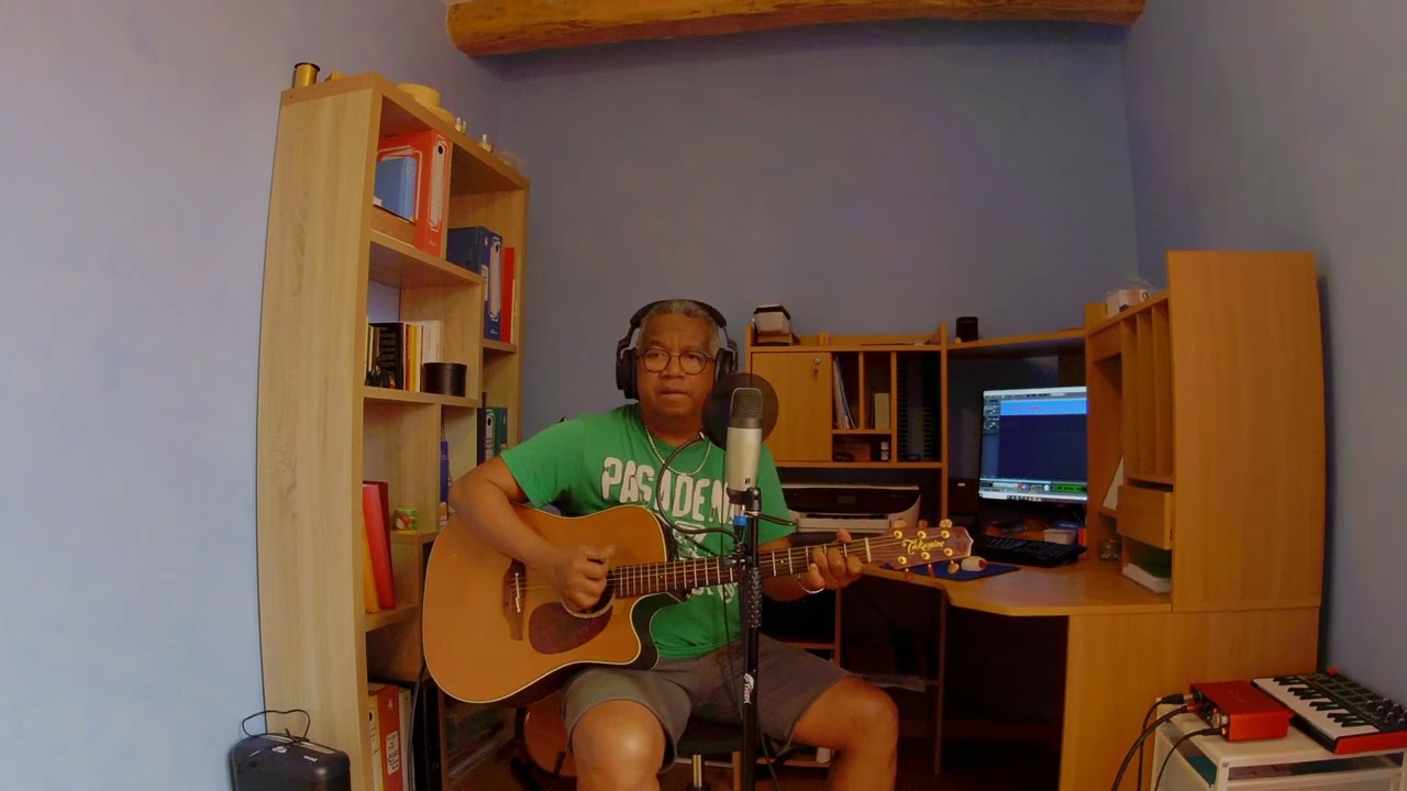 Taxi brousse Cover (MAHALEO)