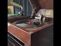 霧島 昇 ♪赤城の子守唄♪ 1952年 78rpm record. HMV Model No 127 Gramophone