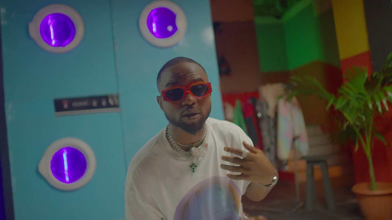 Watch Deekay - Gobe (Official Video) on YouTube Watch Deekay - Gobe (Official Video) on YouTube
