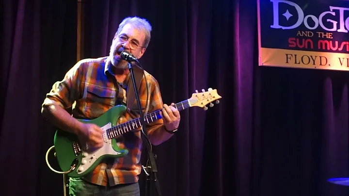 John McBroom and Mad Iguanas Do Bertha at Dogtown ...
