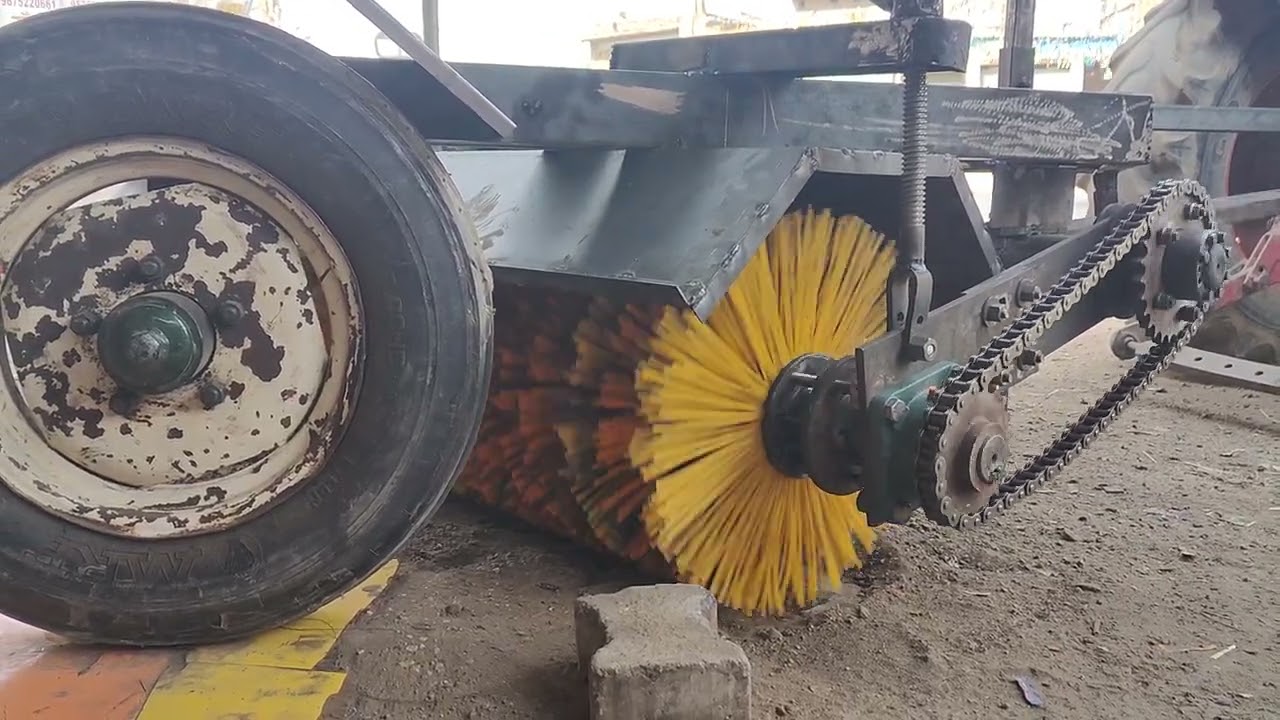 road broomer tractor mounted