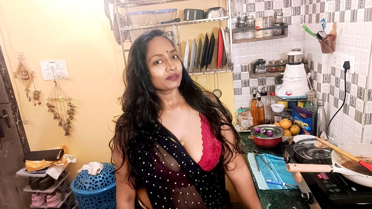 Lunch time vlog / ফ্রিজে রাখা বাসি ভাত দিয়েই আজ বানালাম এগ প্রন ফ্রাইড রাইস 