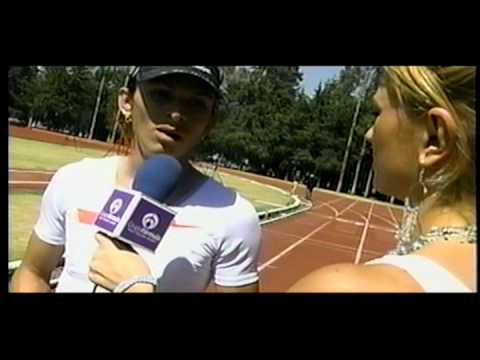 Ernesto Amador entrevisto a Ana Gabriela Guevara e...